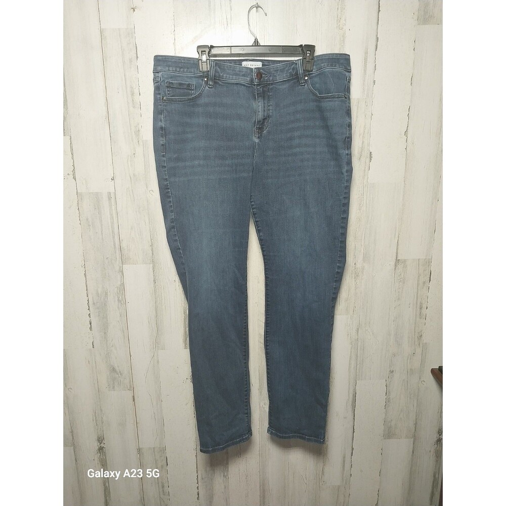 Lane Bryant Mid Rise Flex Magic Straight Dark Wash Jean 20L